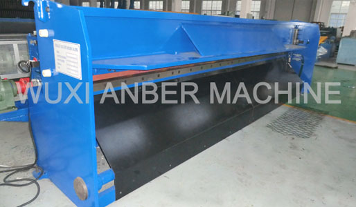 Mesh shearing machine (back view)