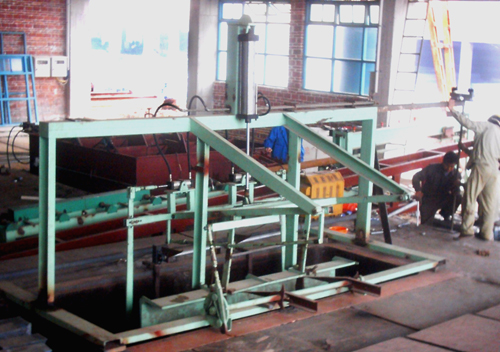 Guardrail galvanizing furnace